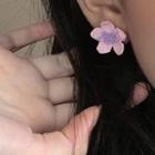 Non-matching Flower Earring / Clip-on Earring