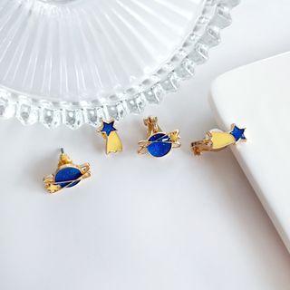 Non-matching Stud Earring / Clip-on Earring