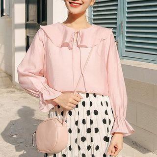 Ruffled Collar Long Sleeve Blouse