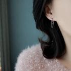 Chain Huggie Earring