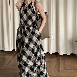 Halter-neck Argyle Print Midi A-line Dress