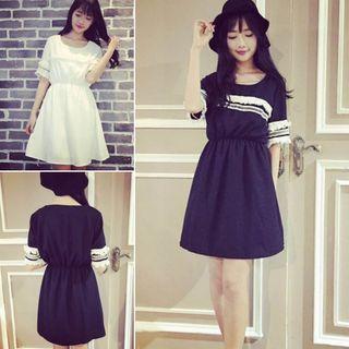 Short-sleeve Lace Trim Gather-waist Dress