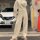 Plain Pullover / Straight Leg Pants