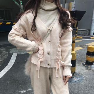 V-neck Lace-up Cardigan