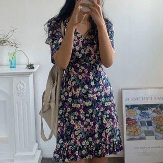 Short-sleeve Floral Print Midi A-line Dress Purple & White Floral - Dark Green - One Size