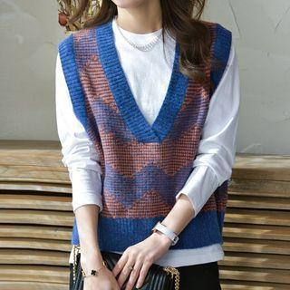 Zigzag Sweater Vest