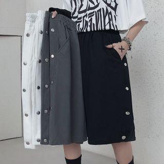 Buttoned Elastic-waist Shorts