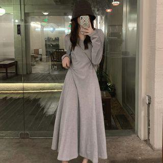 Long-sleeve Square Neck Plain Maxi A-line Dress