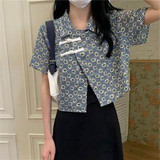 Short-sleeve Floral Print Frog-buttoned Crop Shirt