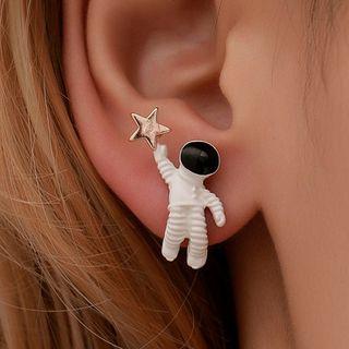 Non-matching Astronaut Stud Earring