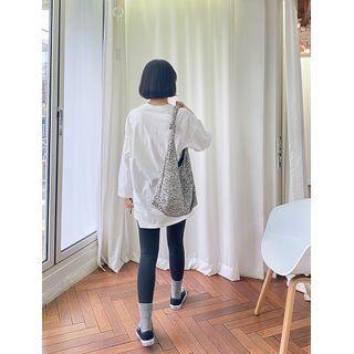 Letter Slit-side Longline T-shirt