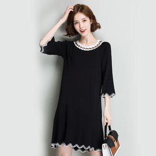Contrast Trim 3/4-sleeve Knit Dress