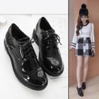 Lace-up Brogue Patent Shoes