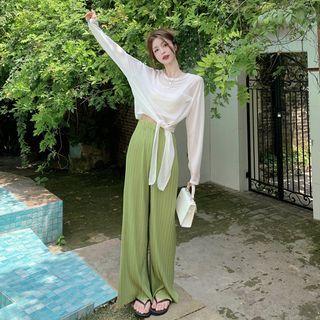 Tie-hem T-shirt / High Waist Wide Leg Pants