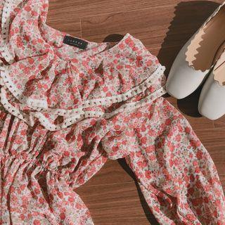 Ruffle-collar Tassel-trim Floral Blouse Pink - One Size
