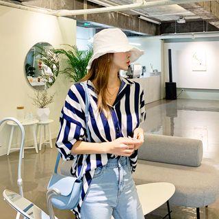 Dip-back Oversized Stripe Shirt
