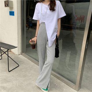 Short-sleeve Side-slit T-shirt / Boot-cut Pants