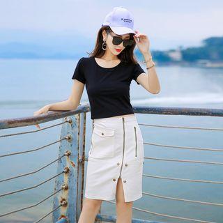 Set: T-shirt + Zip-front Skirt