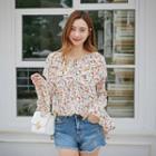 Long-sleeve Ruffle-cuff Capelet Floral Top