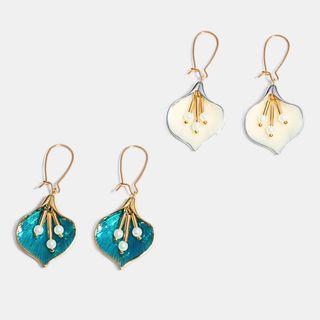 Alloy Faux Pearl Flower Dangle Earring