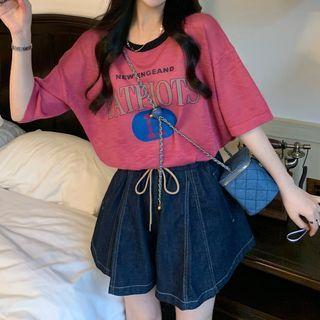 Short-sleeve Lettering T-shirt / Drawstring Denim Shorts