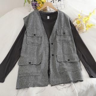 Set: Plain Long-sleeve T-shirt + Pocket Detail Vest Gray - One Size