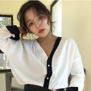 Bell-sleeve Contrast Trim Blouse