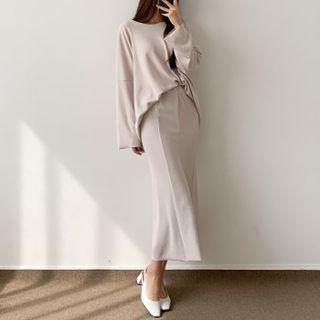 Set: V-neck Ribbed Top + Ribbed Mermaid Skirt