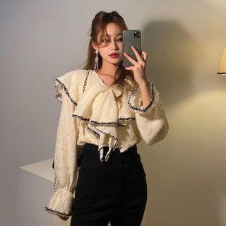 Contrast Trim Bell-sleeve Peter Pan Collar Blouse