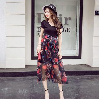 Printed V-neck Short-sleeve A-line Midi Dress