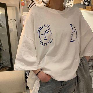 Elbow-sleeve Crescent & Sun Print T-shirt