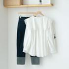 Lace Trim Blouse / Two-tone Panel Cropped Straight Leg Jeans