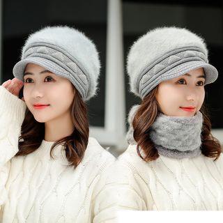 Set: Furry Newsboy Cap + Neck Warmer