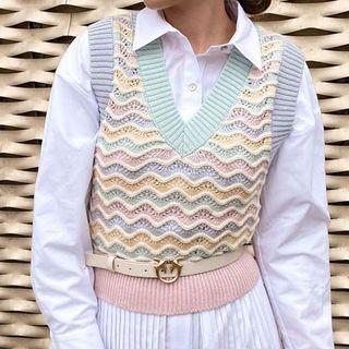 Contrast Stripes V-neck Vest