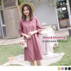 Slit-side 3/4-sleeve Shift Dress