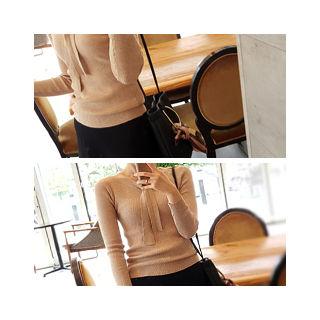 Tie-neck Ribbed Knit Top