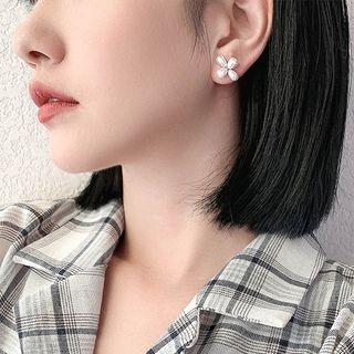 Faux Pearl Flower Earring 1 Pair - Four-leaf - One Size