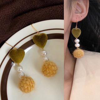 Heart Faux Pearl Pom Pom Dangle Earring
