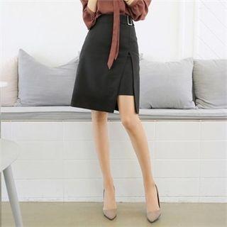Buckled-waist Asymmetric-hem Skirt