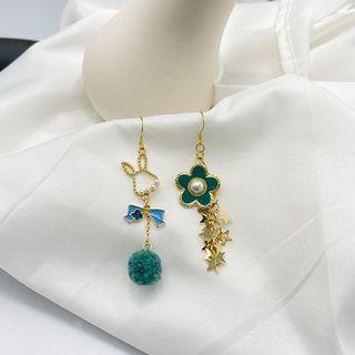 Non-matching Faux Pearl Flower & Rabbit Dangle Earring