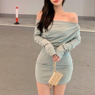 Off-shoulder Plain Mini Bodycon Dress Dusky Green - One Size