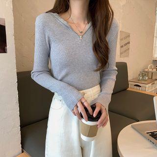 Long-sleeve Zip-front Hooded Knit Top