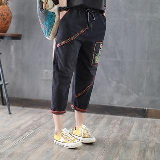 Ripped Short-sleeve T-shirt / Cropped Harem Jeans