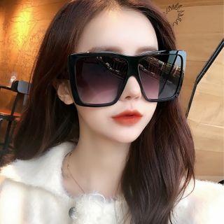 Oversized Square Gradient Sunglasses