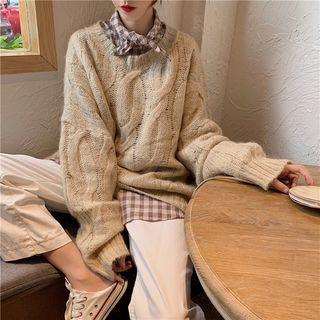 Loose-fit Knit Sweater / Tie-neckline Checker Shirt