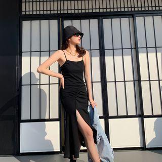 Suspender / Short-sleeve Slit Dress