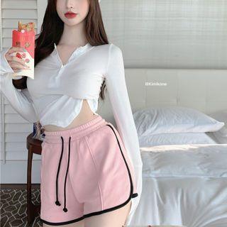 Long-sleeve Henley T-shirt / Contrast Trim Shorts
