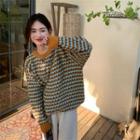 Pattern Sweater / Wide Leg Shorts