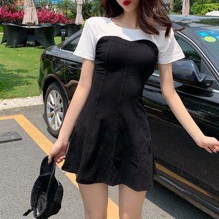Short-sleeve Two Tone A-line Mini Dress