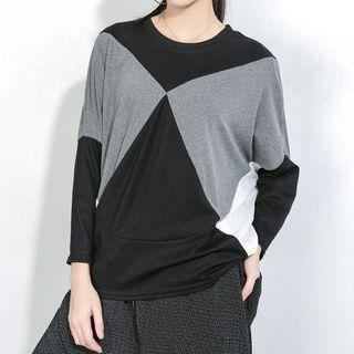 Batwing-sleeve Paneled T-shirt Black - One Size